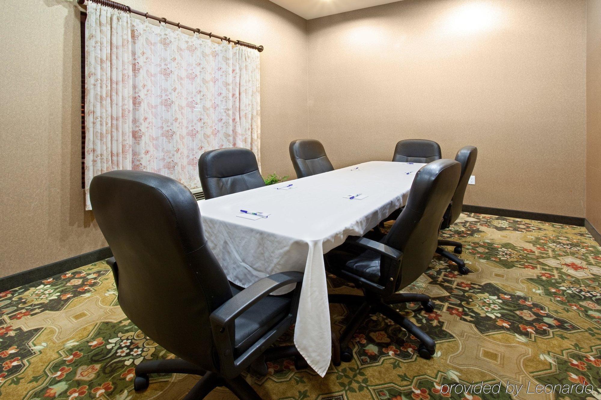 Holiday Inn Express Albuquerque N - Bernalillo By Ihg Зручності фото
